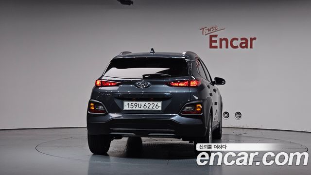 Hyundai Kona 1.6 Turbo 2WD Premium - фото 2