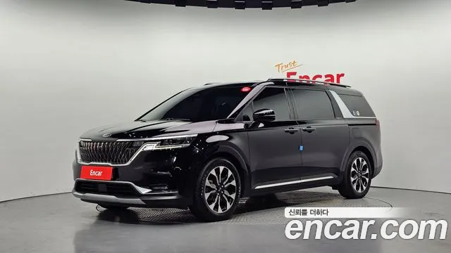 Kia Carnival 4-го поколения 7-Seater Signature - фото 0