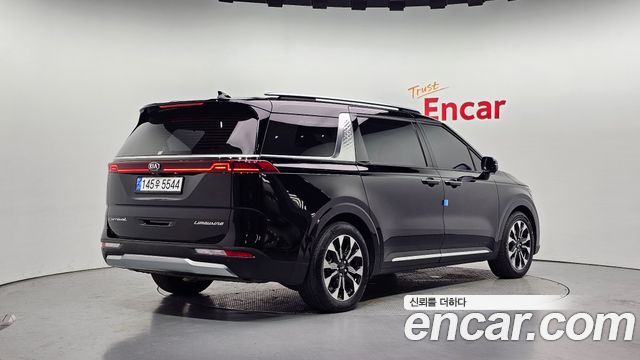 Kia Carnival 4-го поколения 7-Seater Signature - фото 1