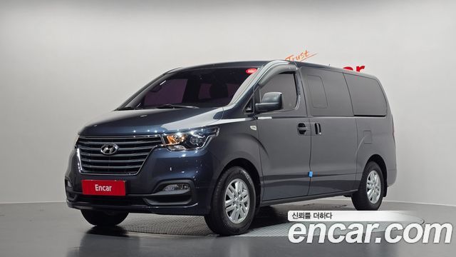 Hyundai Starex Новый Van 5-Seater Modern - фото 0