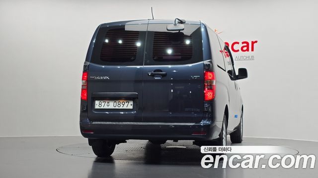 Hyundai Starex Новый Van 5-Seater Modern - фото 3
