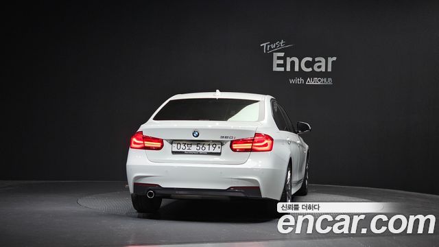 BMW 3-Series F30 320i M Sport - фото 3