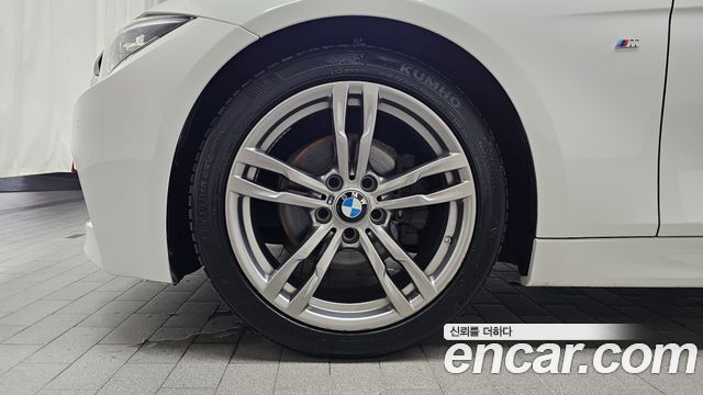 BMW 3-Series F30 320i M Sport - фото 4