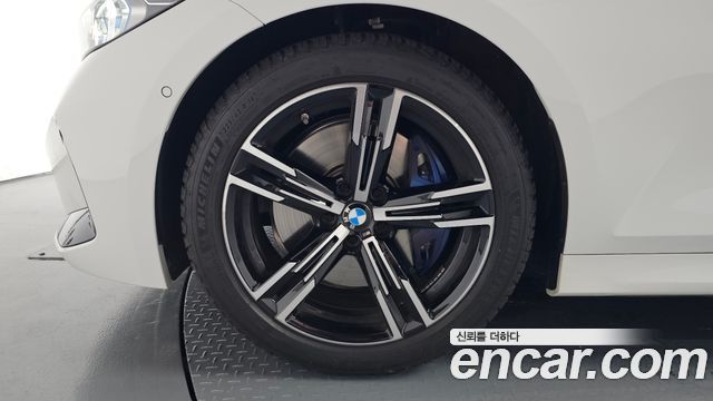 BMW 3-Series G20 320i M Sport - фото 3