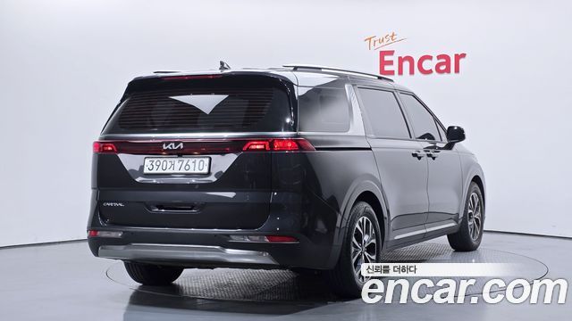 Kia Carnival 4-го поколения 9-Seater Noblesse - фото 1