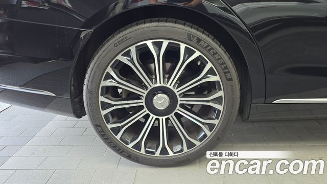 Mercedes-Benz S-Class W222 S560L 4MATIC - фото 4