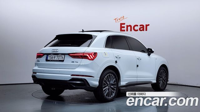 Audi Q3 F3 35 TDI Premium - фото 0