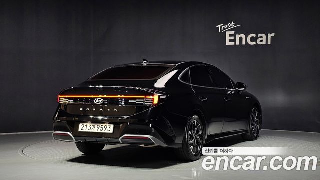 Hyundai Sonata DN8 2.0 Premium - фото 1