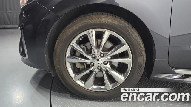 Kia Carnival Новый 9-Seater Noblesse - фото 4