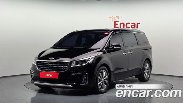 Kia Carnival Новый 7-Seater Limousine VIP - фото 0