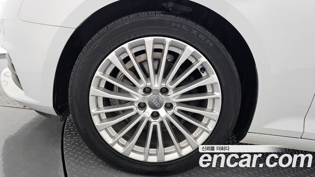 Audi A4 B9 40 TFSI - фото 4