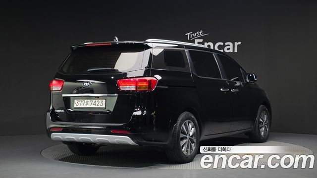 Kia Carnival Совершенно новый 9-seater Luxury - фото 1