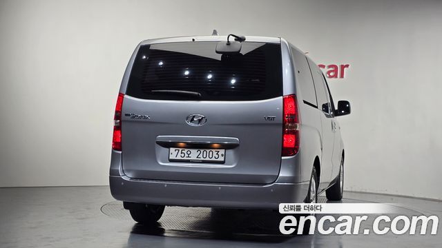 Hyundai Starex Новый Wagon 11-Seater Smart - фото 3