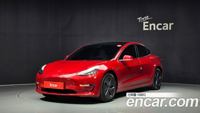 Tesla Model 3 Long Range AWD - фото 0