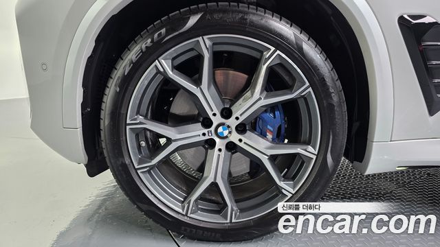 BMW X5 G05 xDrive 40i M Sport - фото 4