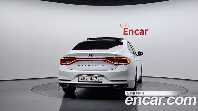 Hyundai Grandeur IG, гибрид Exclusive Special - фото 3