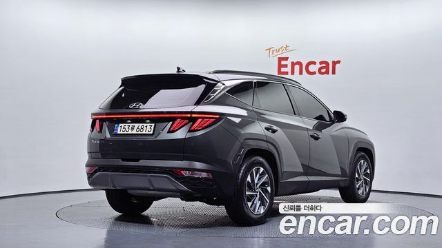 Hyundai Tucson NX4, гибрид Inspiration 2WD - фото 1