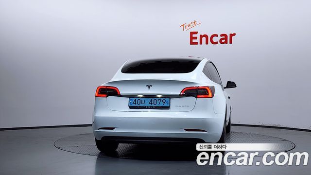 Tesla Model 3 Long Range AWD - фото 2