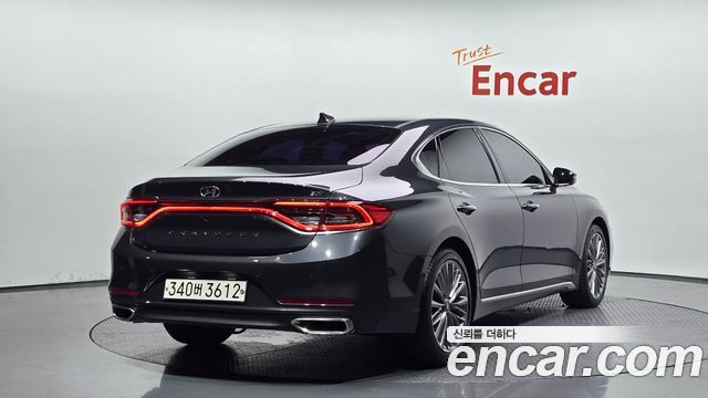 Hyundai Grandeur IG 3.0 Exclusive Special - фото 1