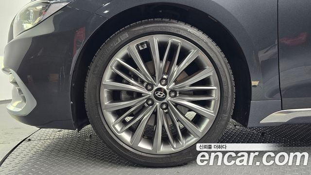 Hyundai Grandeur IG 3.0 Exclusive Special - фото 4
