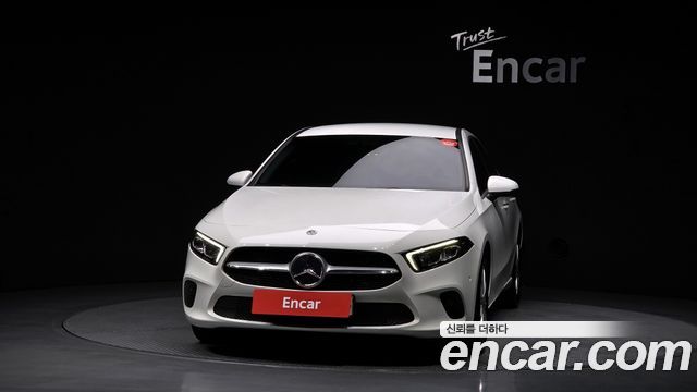 Mercedes-Benz A-Class W177 A220 Sedan - фото 2