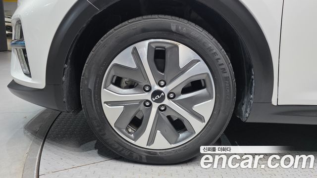 Kia Niro EV Taxi - фото 4