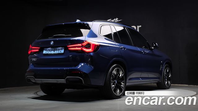 BMW iX3 M Sports - фото 1