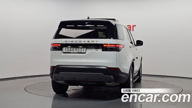 Land Rover Discovery 3.0 SD6 SE - фото 2