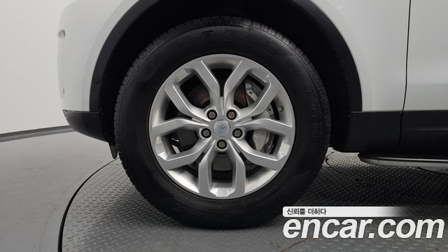 Land Rover Discovery 3.0 SD6 SE - фото 3