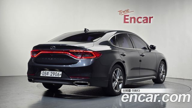 Hyundai Grandeur IG 2.4 Exclusive Special - фото 1