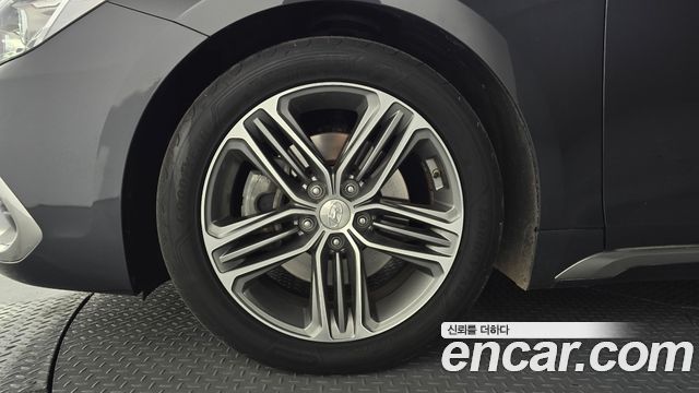 Hyundai Grandeur IG 2.4 Exclusive Special - фото 4