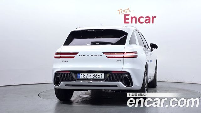 Genesis GV70 2.5T Gasoline AWD - фото 3