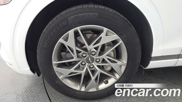 Genesis GV70 2.5T Gasoline AWD - фото 4