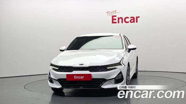 Kia K5 3-го поколения 2.0 LPI(Renter car) Trandy - фото 2