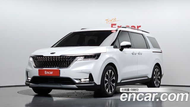 Kia Carnival 4-го поколения 7-Seater Signature - фото 0