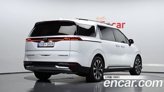 Kia Carnival 4-го поколения 7-Seater Signature - фото 1