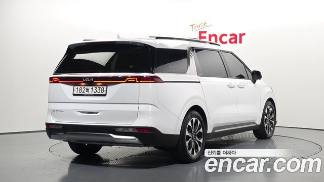 Kia Carnival 4-го поколения 9-Seater Noblesse - фото 1