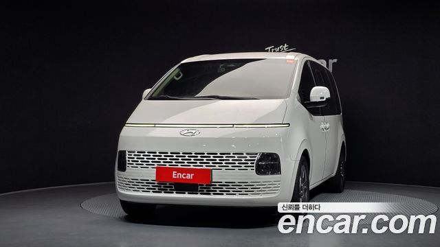 Hyundai Staria Tourer 9-Seater Modern - фото 2