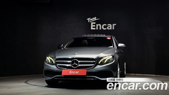 Mercedes-Benz E-Class W213 E200 Avantgarde - фото 2