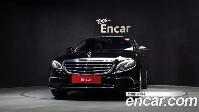 Mercedes-Benz E-Class W213 E300 4MATIC Exclusive - фото 2