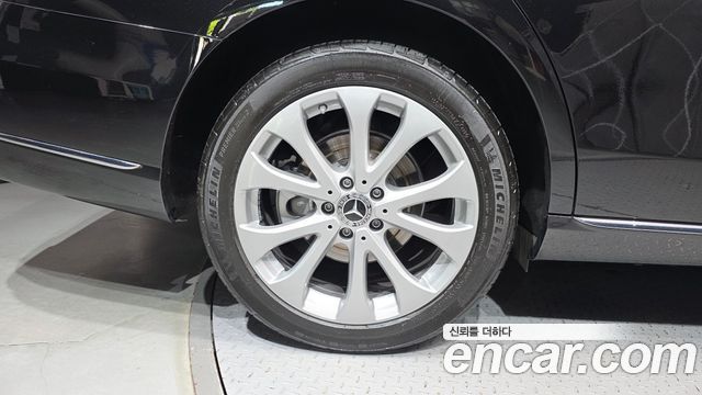 Mercedes-Benz E-Class W213 E300 4MATIC Exclusive - фото 4