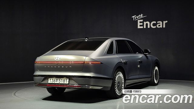 Hyundai Grandeur GN7 2,5 Gasoline 2WD Calligraphy - фото 1