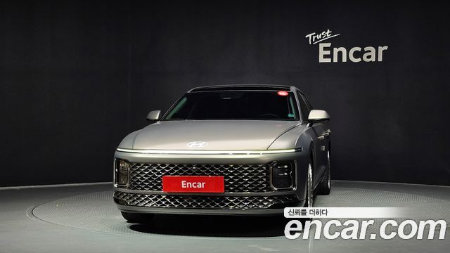 Hyundai Grandeur GN7 2,5 Gasoline 2WD Calligraphy - фото 2