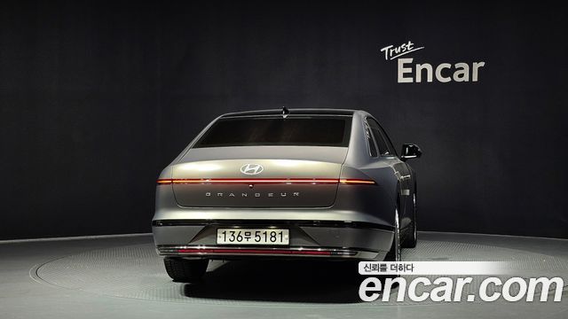 Hyundai Grandeur GN7 2,5 Gasoline 2WD Calligraphy - фото 3