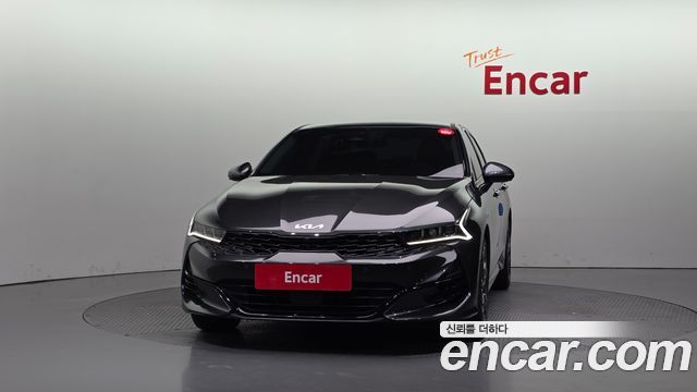 Kia K5 3-го поколения 2.0 Signature - фото 2