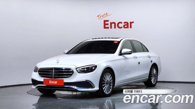 Mercedes-Benz E-Class W213 E250 Exclusive - фото 0