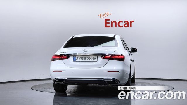 Mercedes-Benz E-Class W213 E250 Exclusive - фото 3