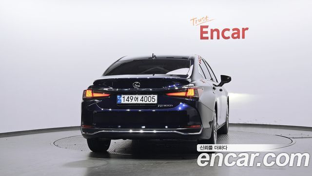 Lexus ES 7-го поколения Luxury Plus - фото 3