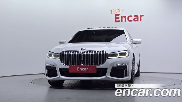 BMW 7-Series G11 740i M Sport - фото 2