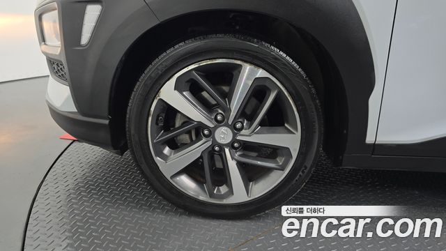 Hyundai Kona 1.6 Turbo 2WD Modern pop - фото 3